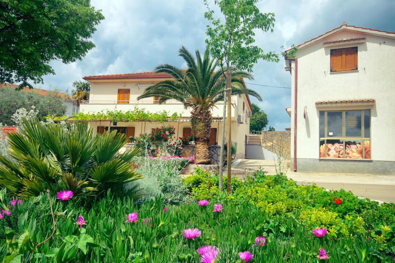Apartments Katarina Porat Malinska Luaran gambar