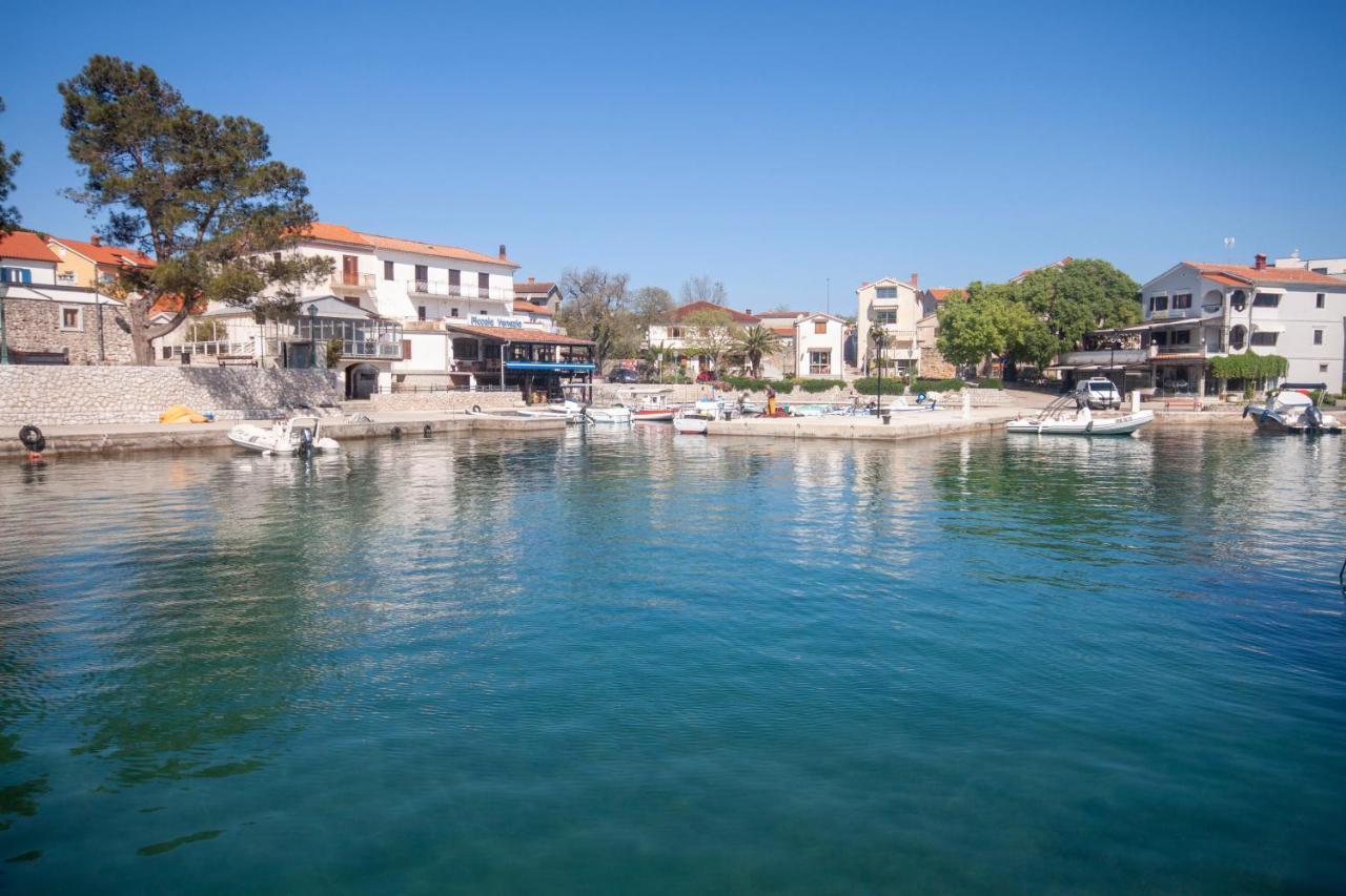 Apartments Katarina Porat Malinska Luaran gambar