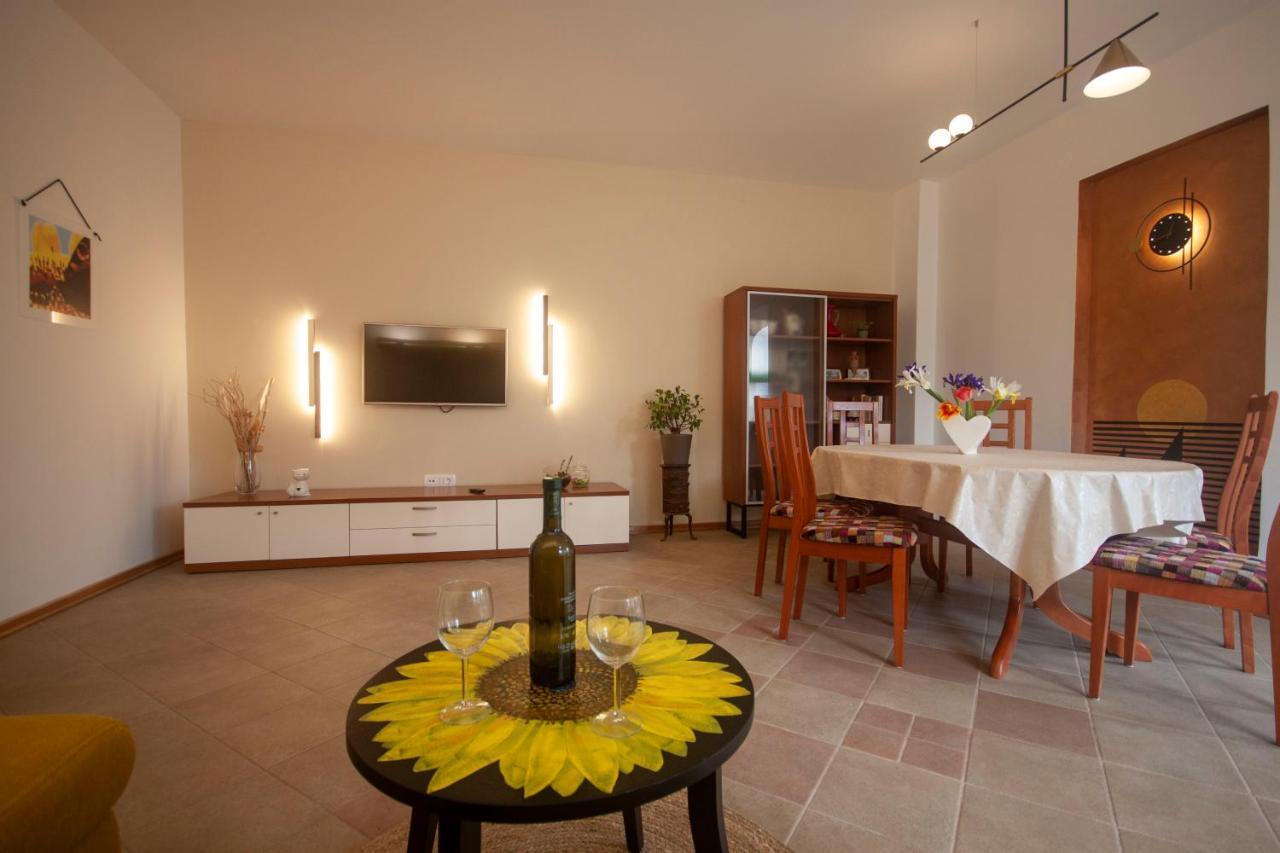 Apartments Katarina Porat Malinska Luaran gambar