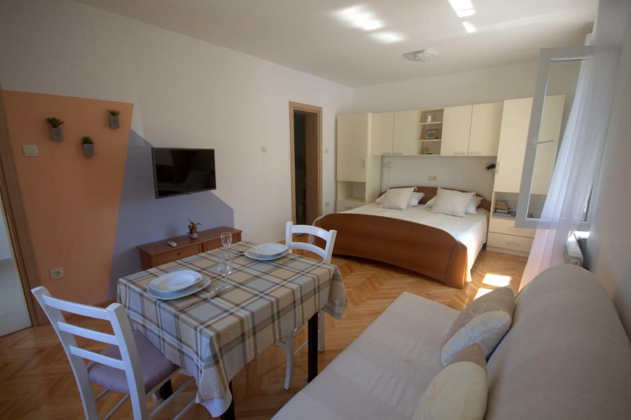 Apartments Katarina Porat Malinska Luaran gambar