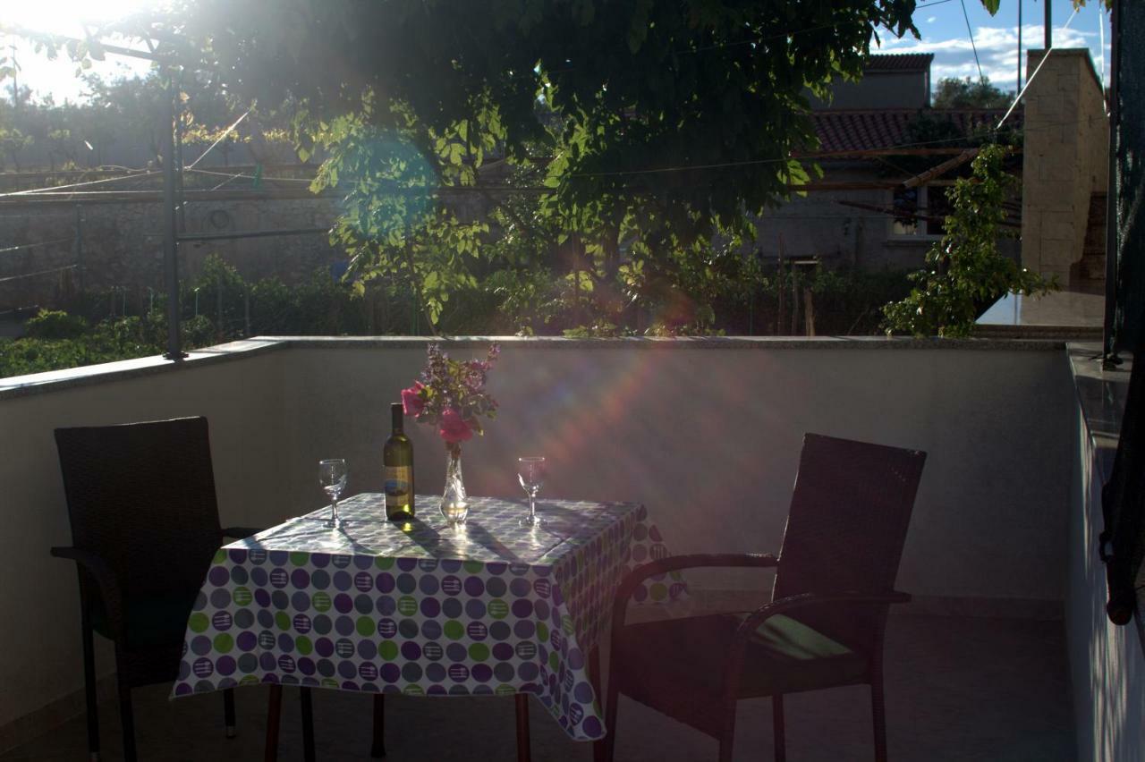 Apartments Katarina Porat Malinska Luaran gambar