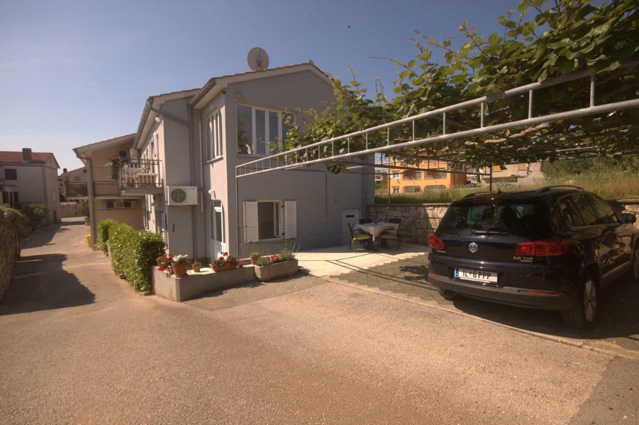 Apartments Katarina Porat Malinska Luaran gambar